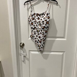 Cupshe One Piece Swimsuit Size Large